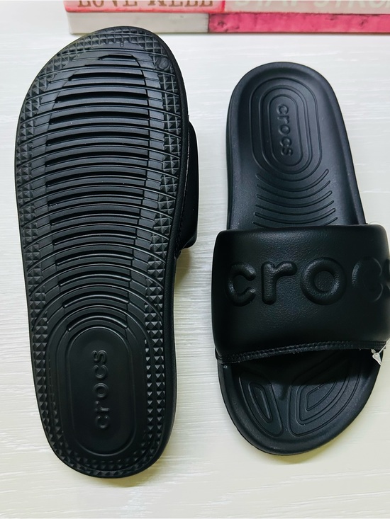 CROCS Shoes - CROCS Black Padded Slide Sandals